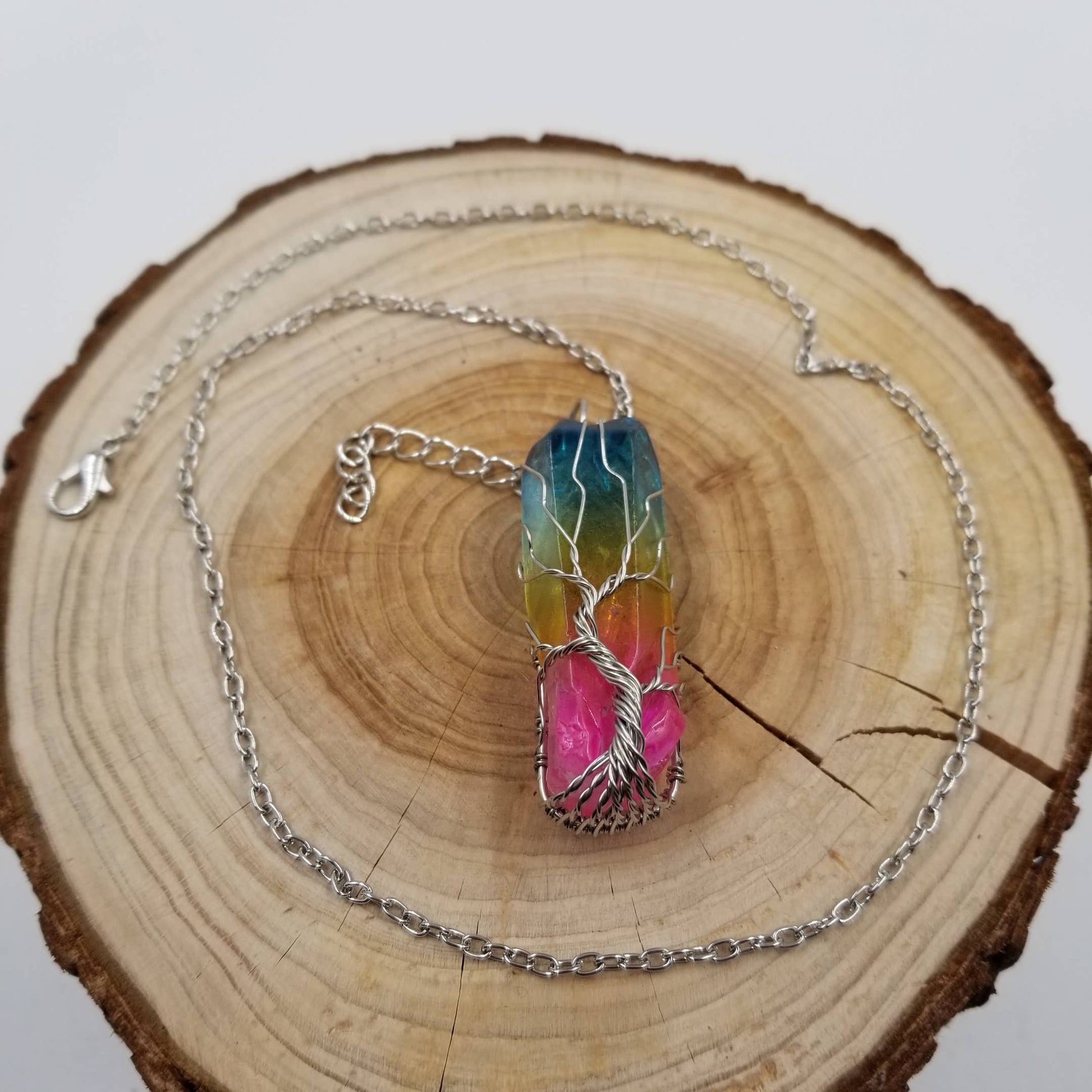 Wired Rainbow Crystal Necklace: Silvery
