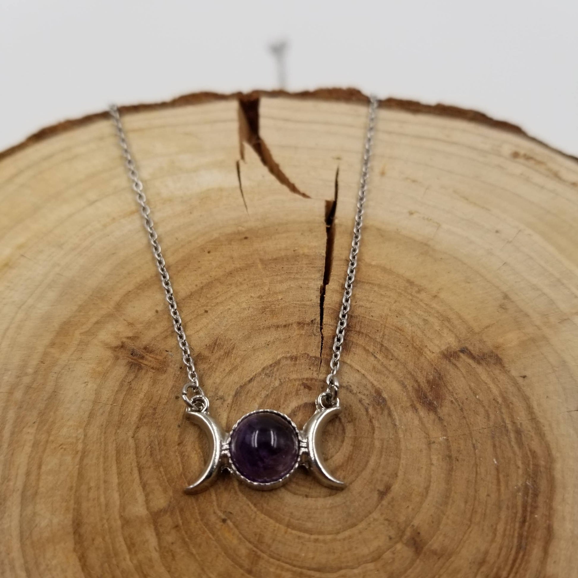 Natural Stone Double Moon Guardian Stone Necklace: Green