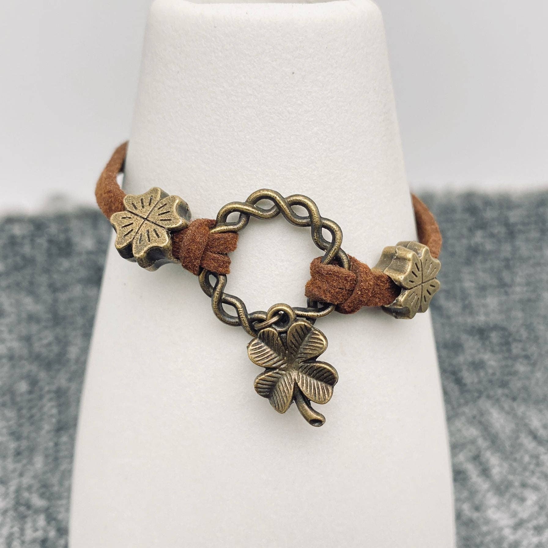 170mm Four-leaf Clover Charm Leather Rope Bracelet