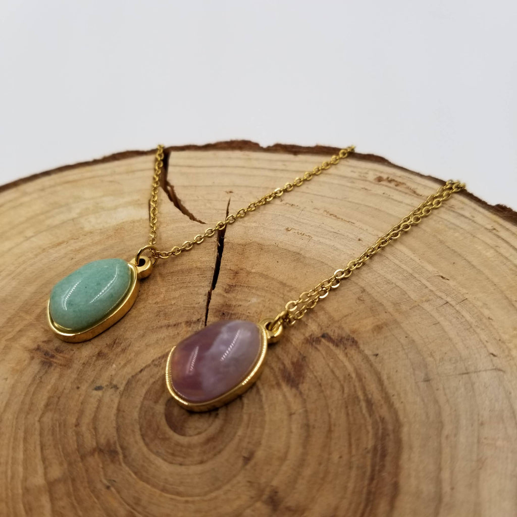 Irregular Natural Stone Necklace: Green